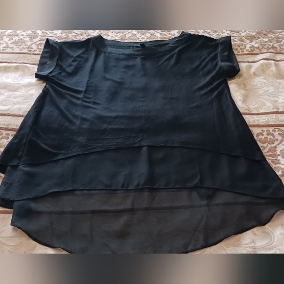 Banana Republic Semi Sheer Hi Low Top S Black Euc - Picture 10 of 10